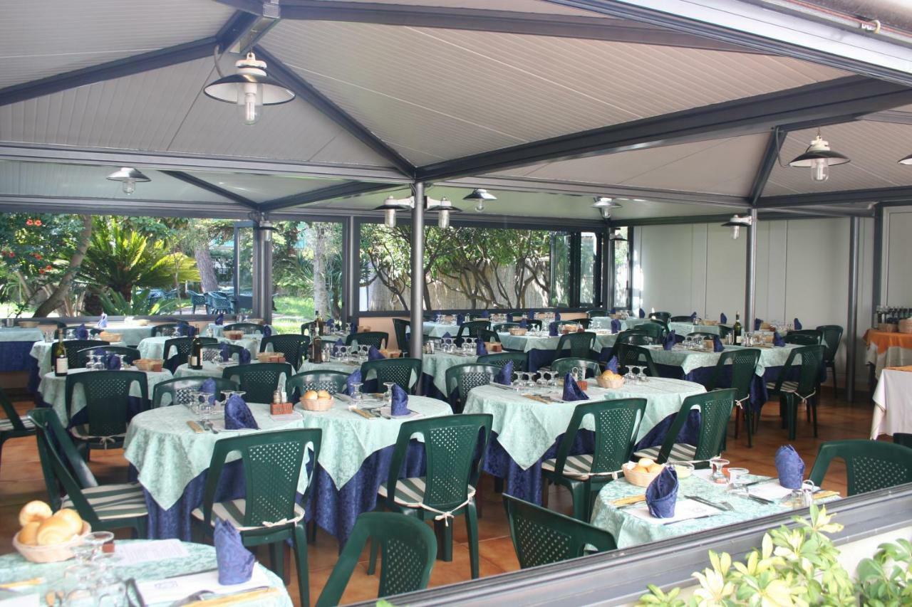 Hotel Rosalia Bordighera Luaran gambar