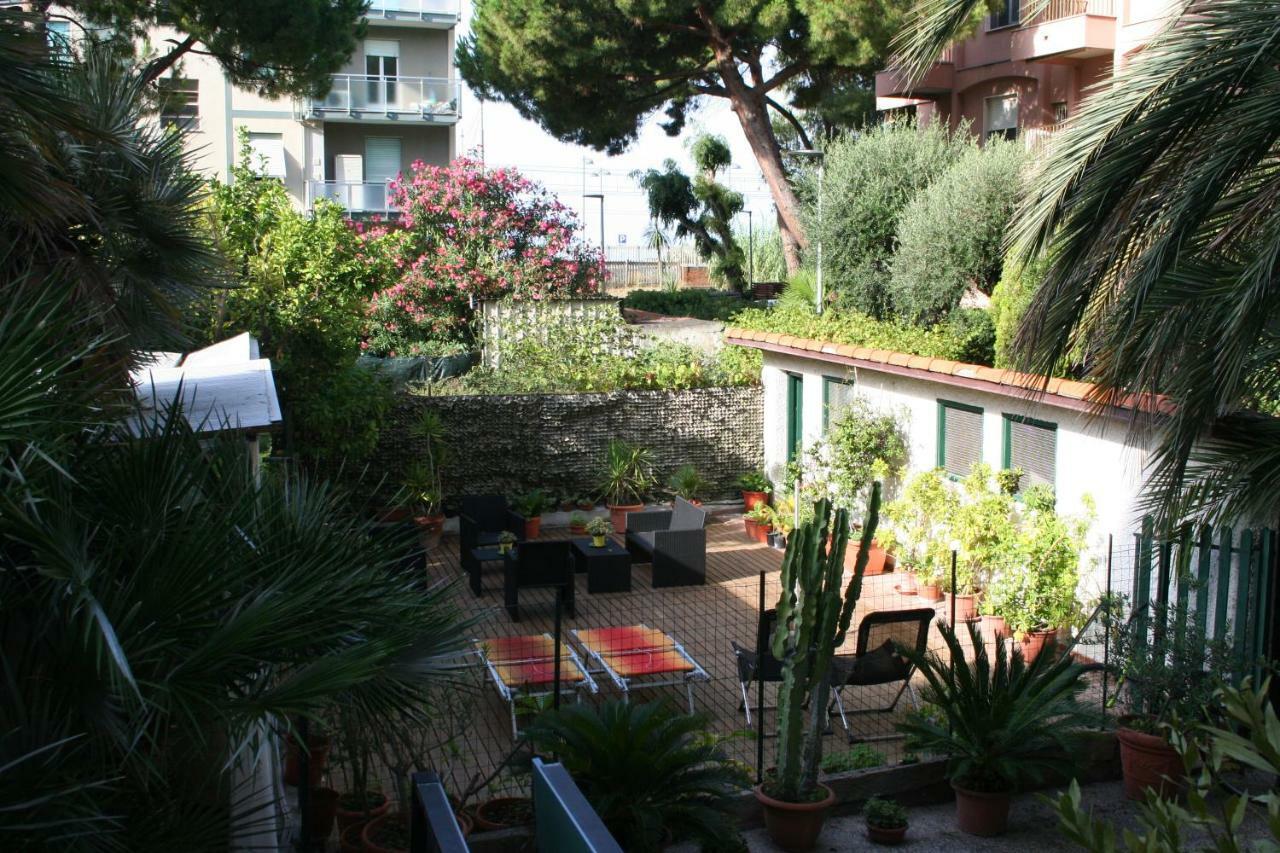 Hotel Rosalia Bordighera Luaran gambar