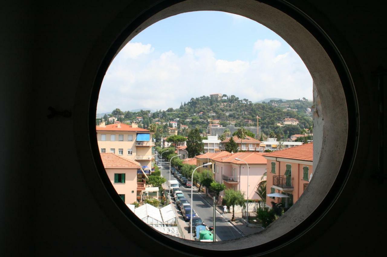 Hotel Rosalia Bordighera Luaran gambar